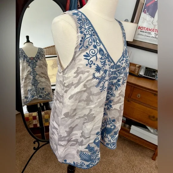 Johnny Was Pearl Camo Harriet Linen Tank Top - Picture 5 of 12